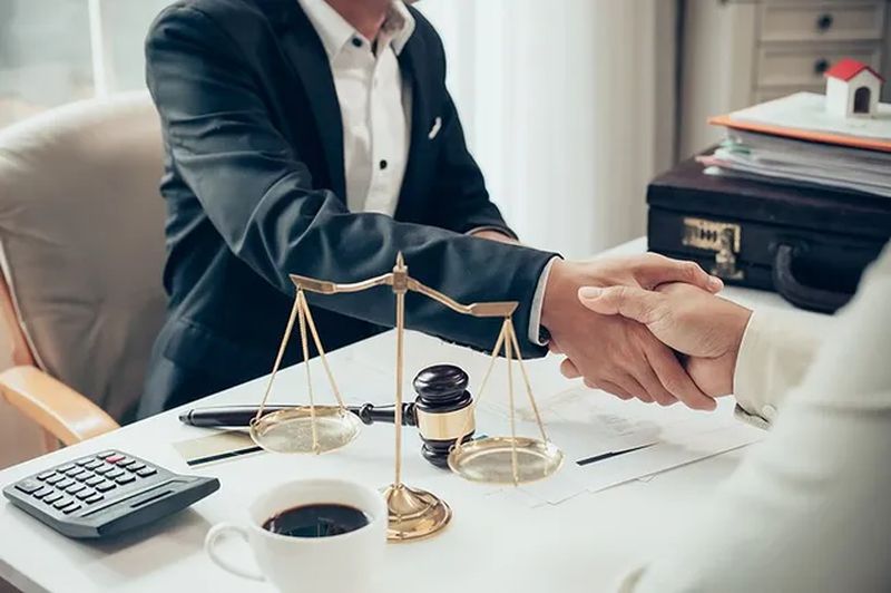 ngành quản trị luật