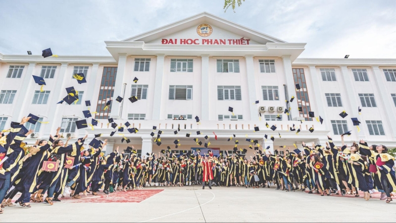 Sinh viên được đào tạo bài bản khi học ngành Luật Kinh tế tại trường ĐH Phan Thiết