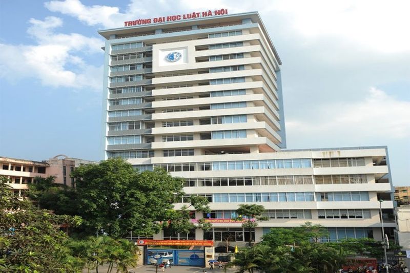 ngành luật thi khối nào 2