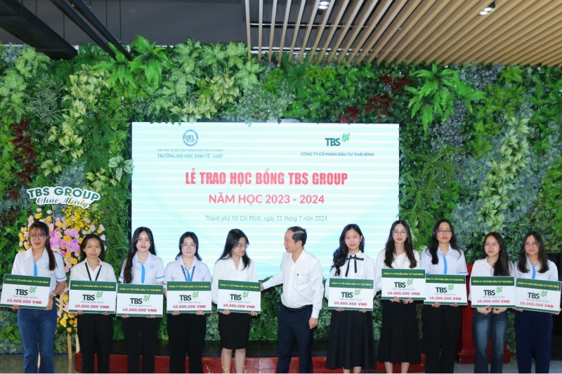 Học bổng TBS Group năm học 2023-2024