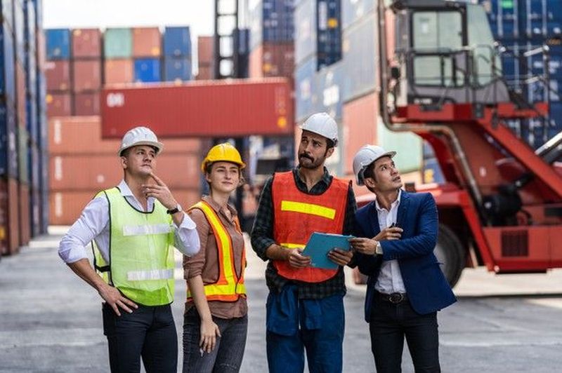 mức lương ngành logistics
