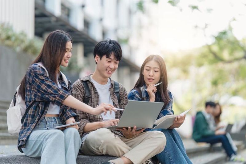 các tổ hợp xét tuyển