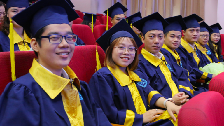 học thạc sĩ trái ngành